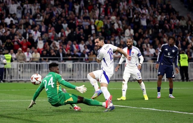 Onana gặp họa trong ngày vào chung kết Europa League 632419