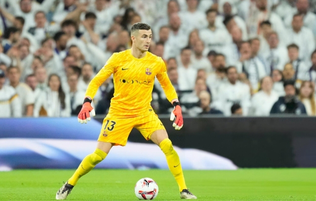 Vừa vô địch La Liga, Barca bán ngay 6 ngôi sao 636066