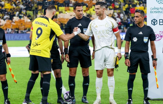 Sau MU, châu Á chuẩn bị chào đón Ronaldo cùng Al Nassr 650731
