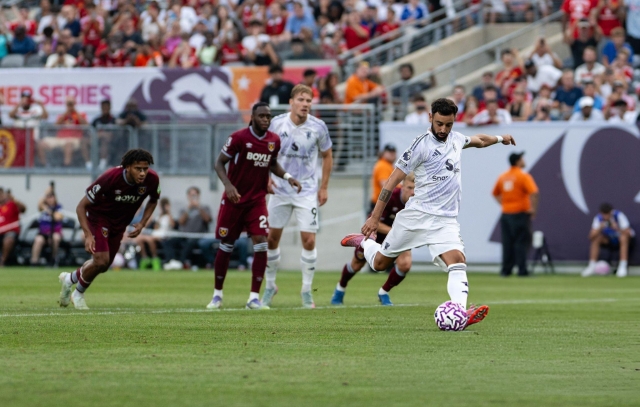 Trực tiếp MU 2-1 West Ham: Bàn gỡ đã tới 672916