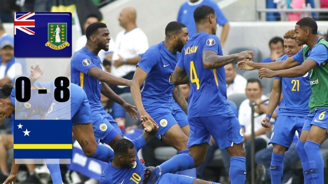 ĐKVĐ King's Cup hủy diệt đối thủ, đòi lại ngôi đầu bảng C vòng loại World Cup 51173