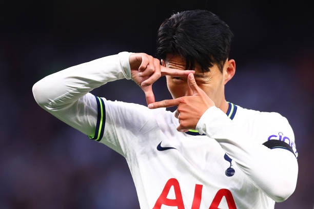 Son Heung-min tỏa sáng rực rỡ, Conte bất ngờ đòi 'giam' trên ghế dự bị 189126