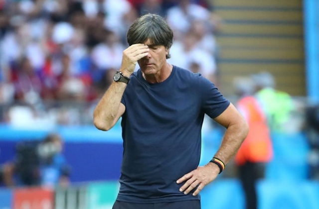 Joachim Loew nên rời khỏi ghế nóng của Die Mannschaft (Ảnh: Internet)