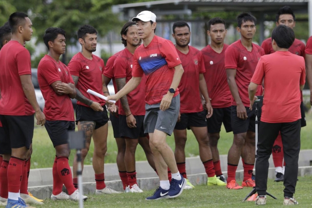 u22-indonesia-chu-yeu-ren-the-luc