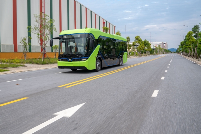 xe VinBus chạy thử nghiệm