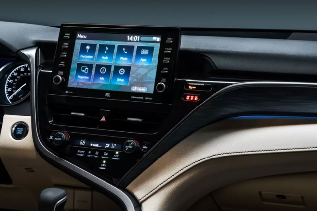 Màn hình hiển thị trên Toyota Camry 2021