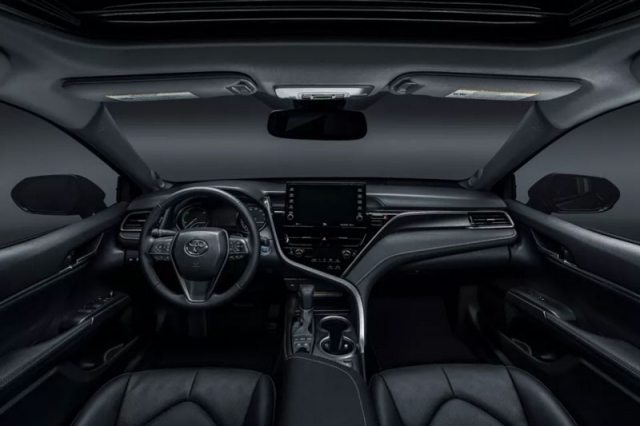 Nội thất Toyota Camry 2021