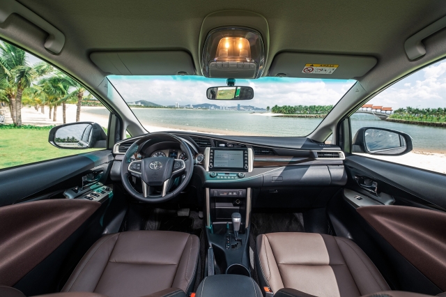 Nội thất Toyota Innova 2020