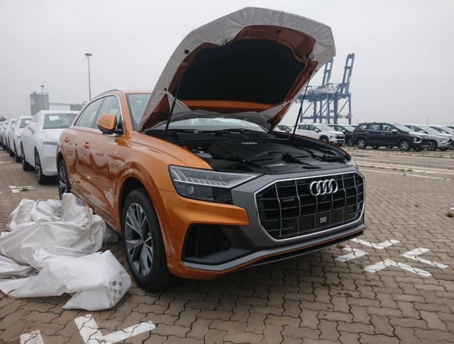 Lô xe Audi Q8 về Việt Nam