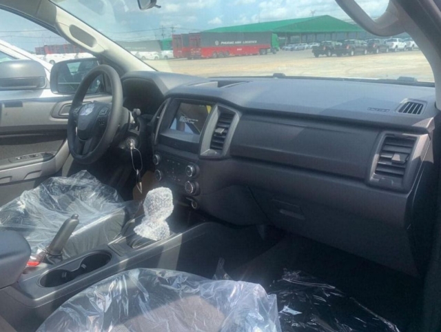 Nội thất Ford Ranger 2021