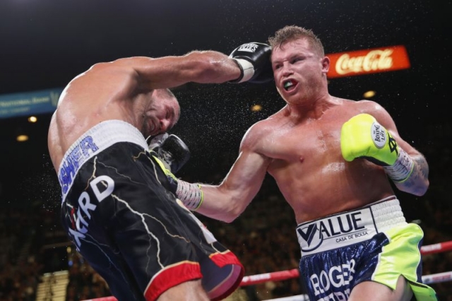 Canelo Alvarez chưa thượng đài bất cứ một lần nào trong năm 2020