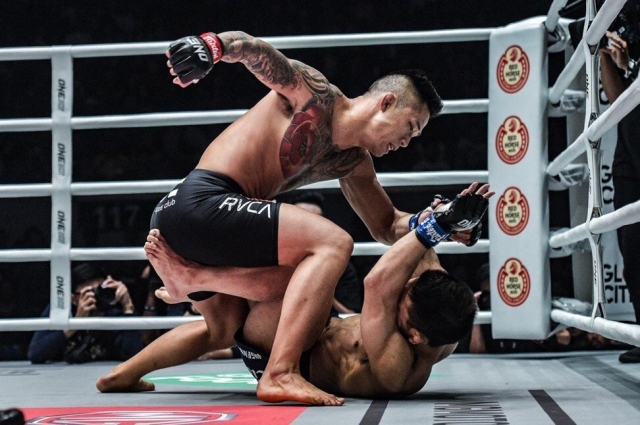 Martin Nguyễn hạ knock-out Koyomi Matsushima trong trận đấu gần đây nhất