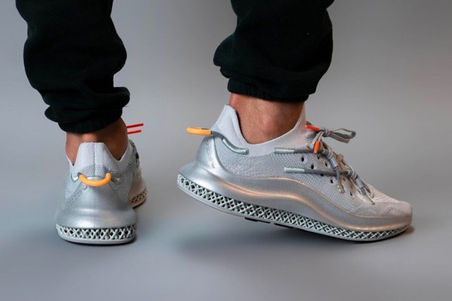 adidas IIM 4D