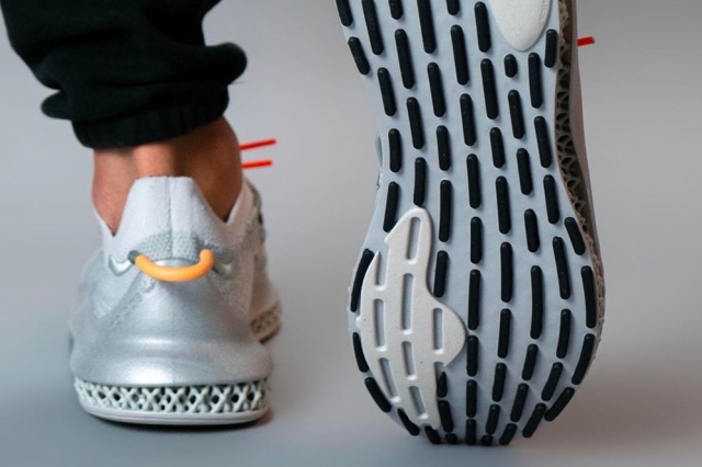 adidas IIM 4D