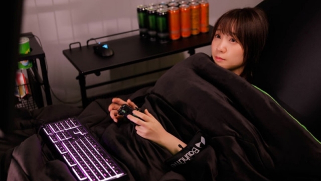 Công ty Nhật Bản ra mắt chăn 'đặc biệt' cho Game thủ Ảnh 5