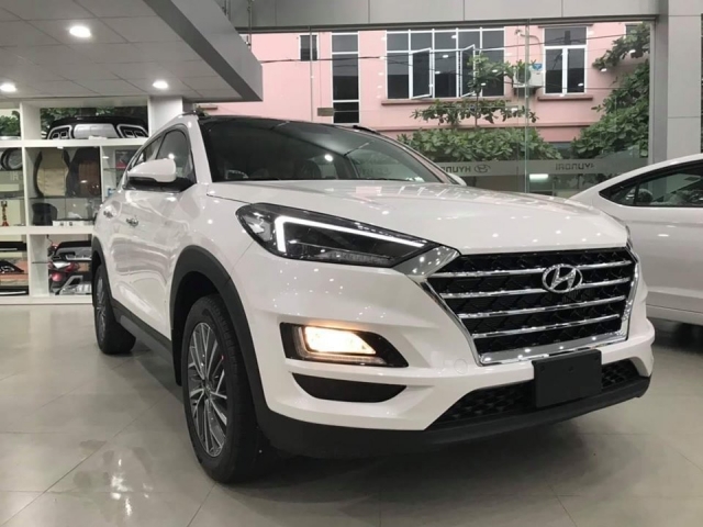 Hyundai Tucson giảm giá