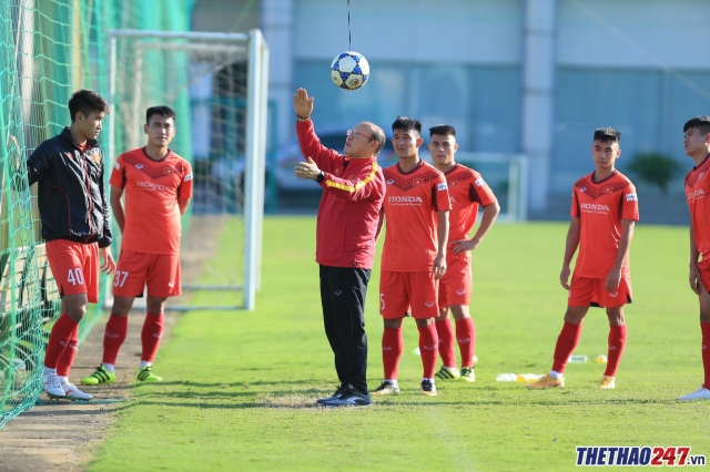Nhận định ĐTQG - U22 Việt Nam: 'Chưa biết mèo nào cắn mỉu nào' Ảnh 1