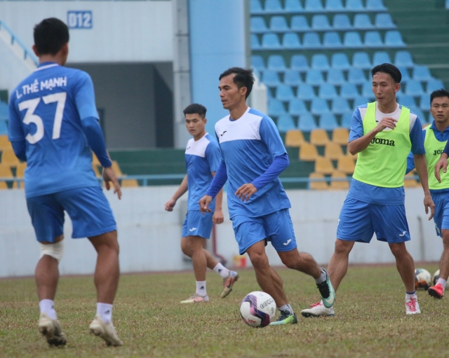 Mạc Hồng Quân báo tin vui trước thềm V-League 2021 Ảnh 7