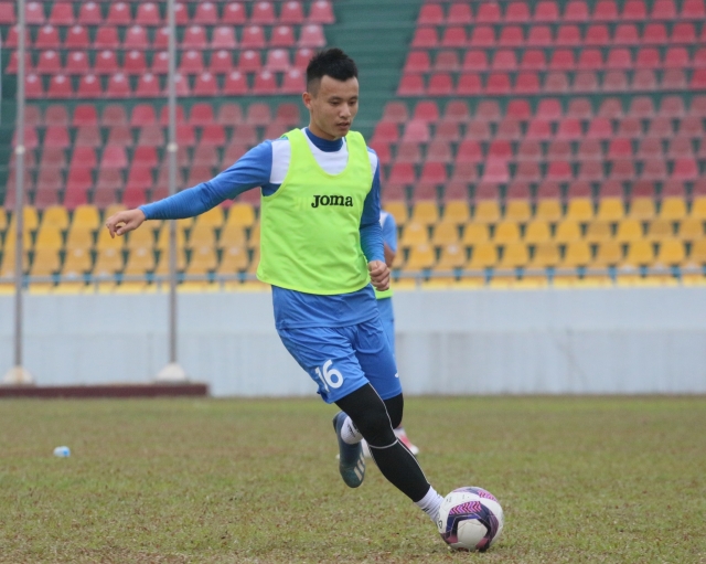 Mạc Hồng Quân báo tin vui trước thềm V-League 2021 Ảnh 8