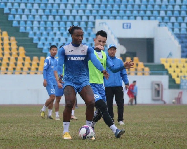 Mạc Hồng Quân báo tin vui trước thềm V-League 2021 Ảnh 13