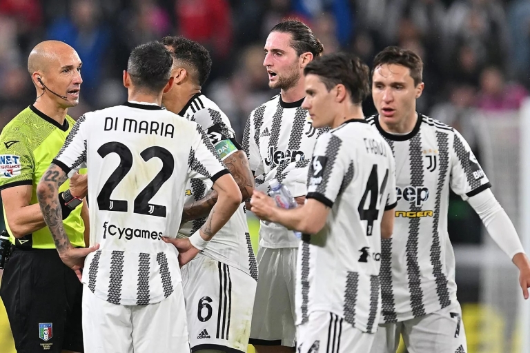 Juventus sụp đổ khi gần như hết hi vọng dự Champions League