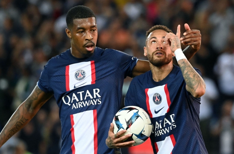 Neymar có bàn thắng quân bình tỷ số trên chấm Penalty. Ảnh: GETTY