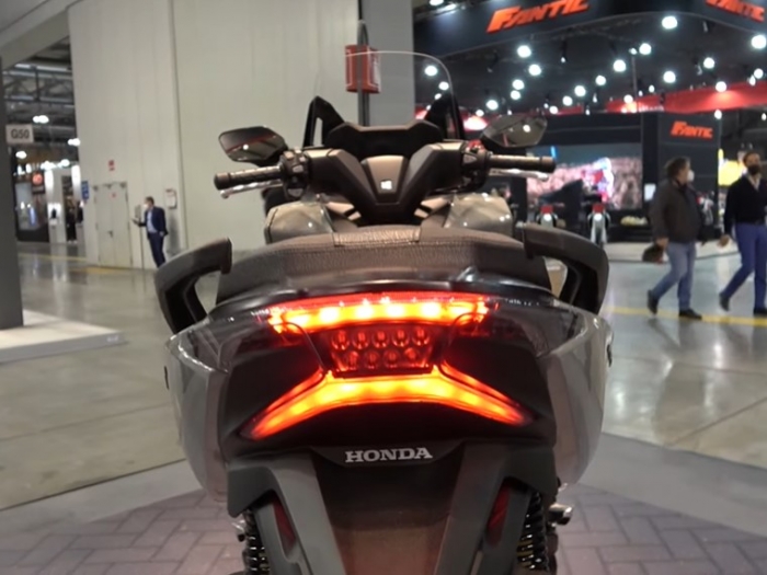 Honda Forza 250 2023 ra mắt thị trường Indonesia