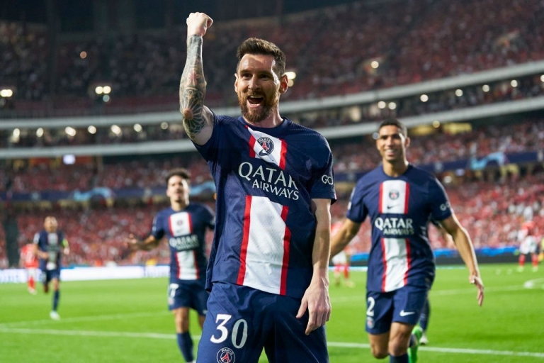 Messi báo tin không thể buồn hơn tới PSG trước ngày quay trở lại