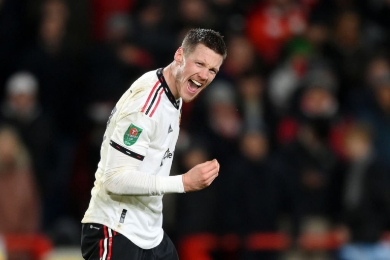rashford-lai-toa-sang-mu-dat-1-chan-vao-tran-chung-ket-cup-lien-doan-anh1-1674694036.jpg