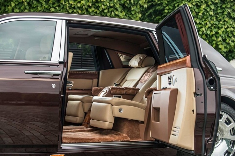 RollsRoyce Phantom Hòa Bình Vinh Quang trên 80 tỷ của Bầu Hiển tái xuất  trên phố  CafeAutoVn