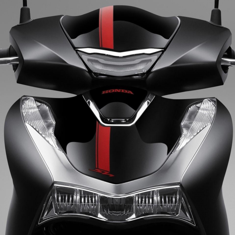 Xe máy Honda SH là một trong những cái tên đáng tin cậy nhất trên thị trường xe máy. Với thiết kế sang trọng và động cơ mạnh mẽ, các dòng xe SH của Honda sẽ đem lại cho bạn sự tiện lợi và sự thoải mái khi di chuyển trên đường.