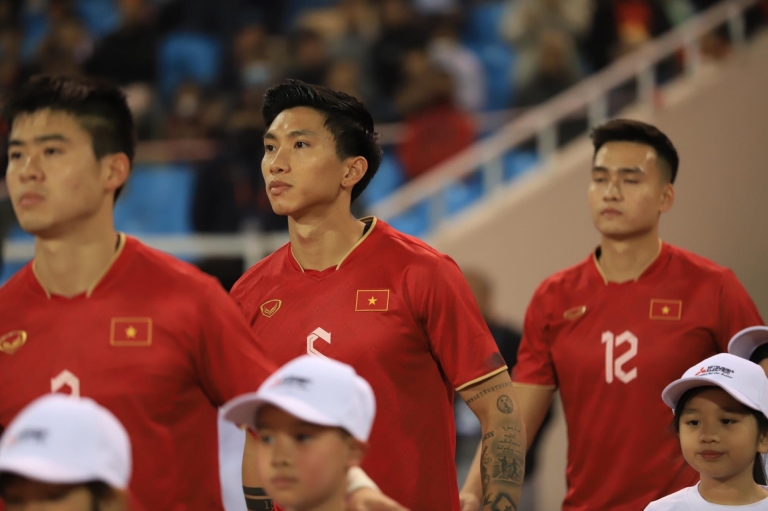 Báo Indonesia chỉ thẳng 2 cầu thủ đáng sợ nhất của ĐT Việt Nam AFF Cup