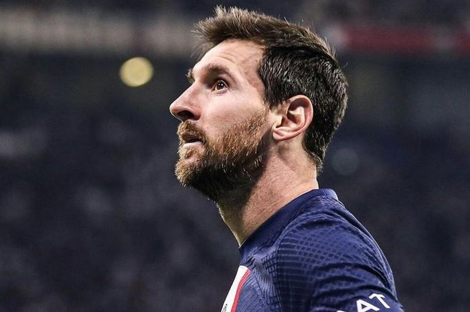 Lionel Messi đứng vị trí thứ 3 trong top cầu thủ giày nhất thế giới 