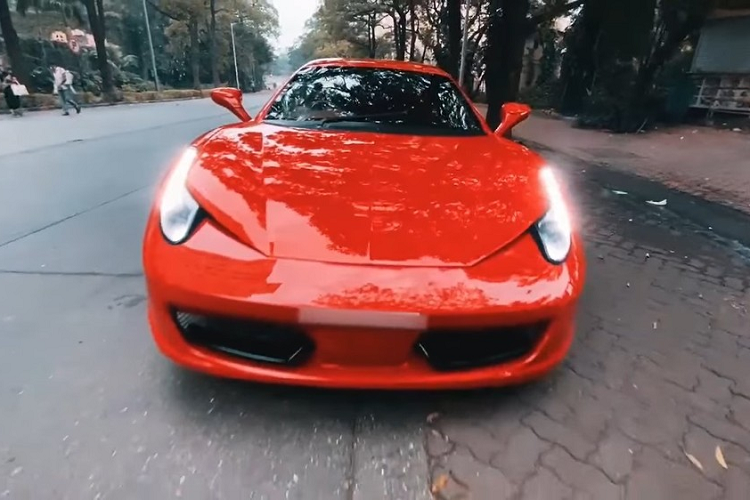 Kỳ lạ' chiếc Ferrari 458 Italia tại Ấn Độ giá 249 triệu đồng