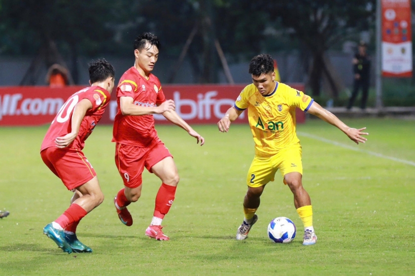 Sông Lam Nghệ An vs Nam Định: Thử thách lớn cho đội chủ nhà