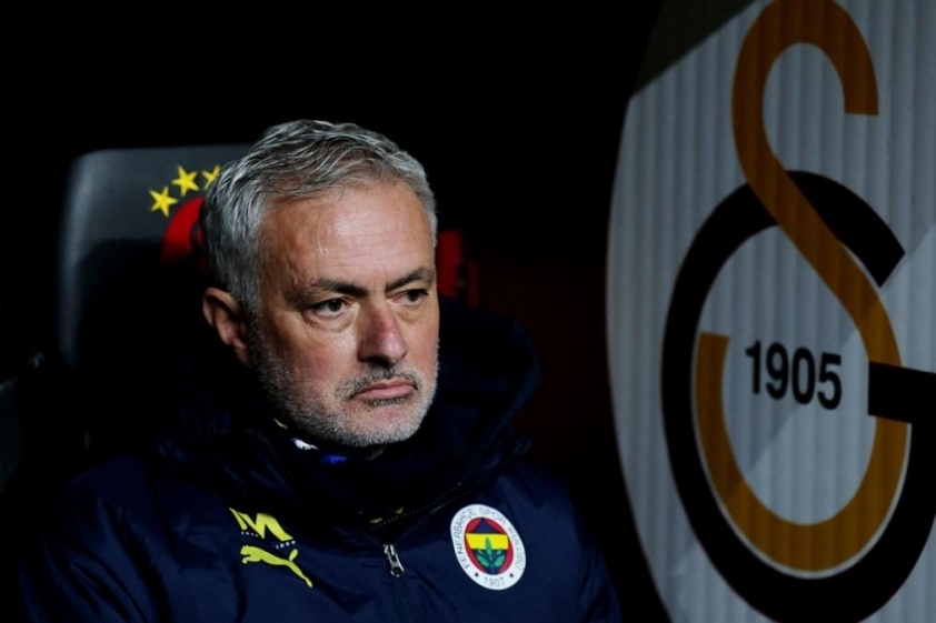 Jose Mourinho chính thức bị sa thải -694456