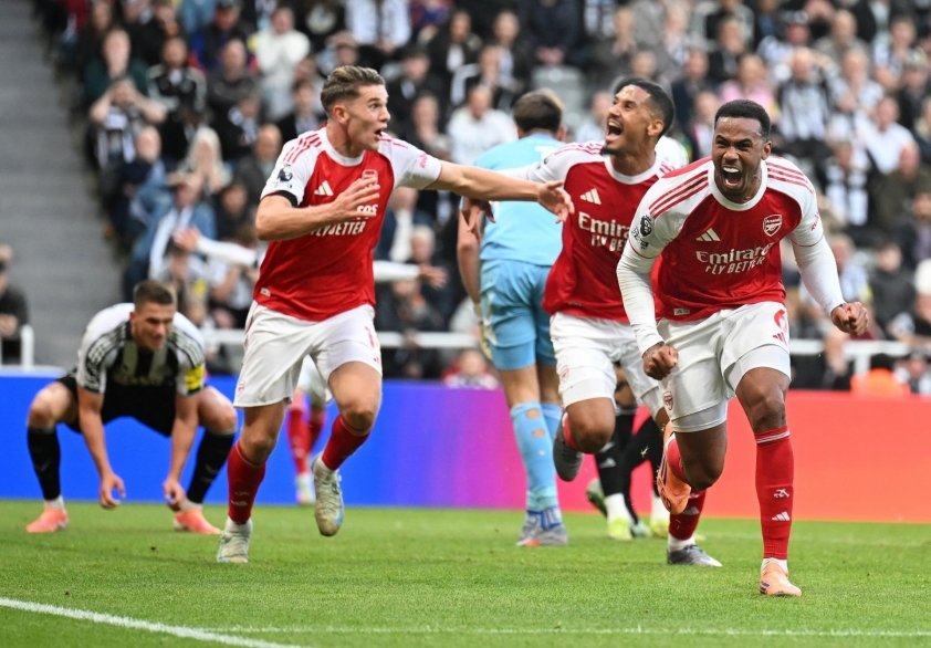 "Nghệ thuật 'hắc ám': Arteta mời chuyên gia huấn luyện Arsenal" 7 Nghệ thuật 'hắc ám': Arteta mời phi công để huấn luyện các cầu thủ Arsenal 713370