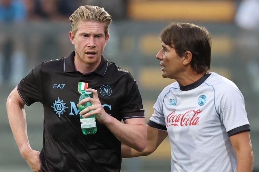 antonio-conte-coach-napoli-talks