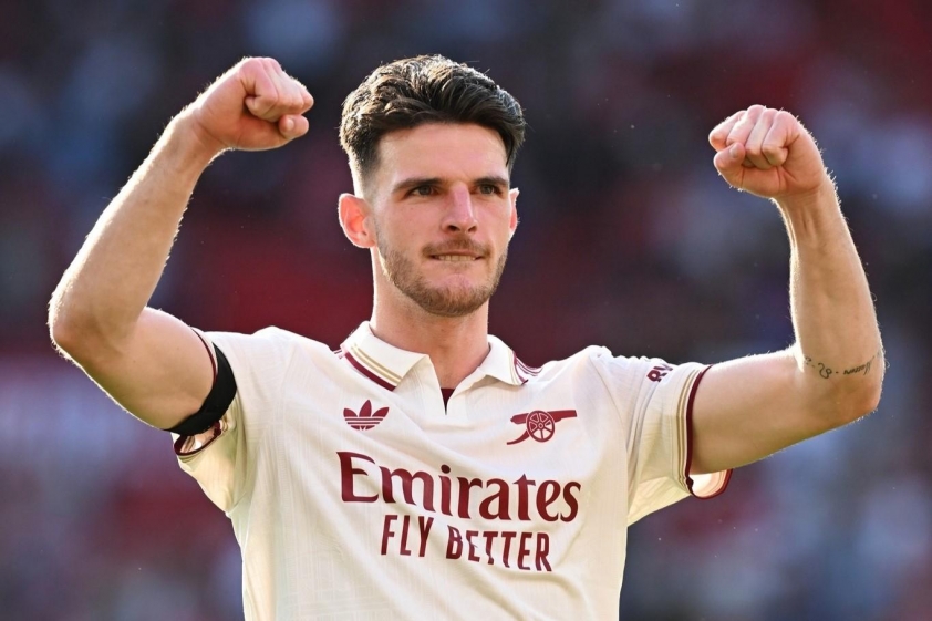 "Xuất hiện tiền vệ được xem là xuất sắc nhất Ngoại hạng Anh" 5 Declan Rice