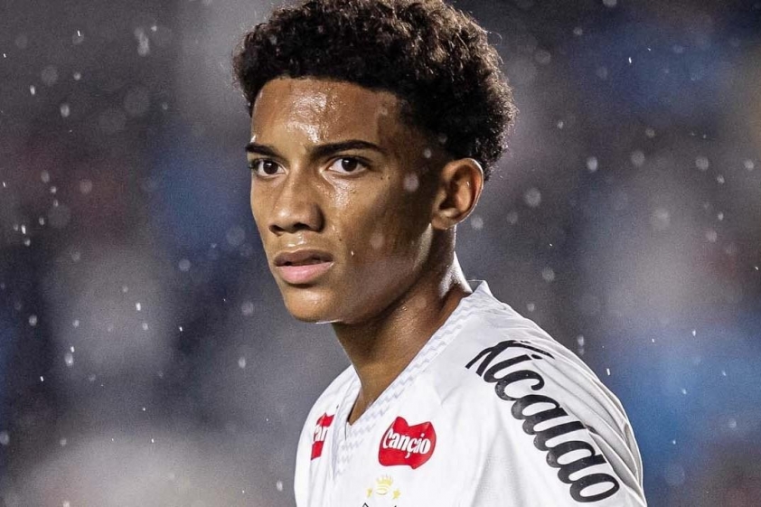 "Ông lớn châu Âu chi 100 triệu Euro mua 'thần đồng' Robinho" 5 Robinho-Jr1_00916584_0_-qn5OKT