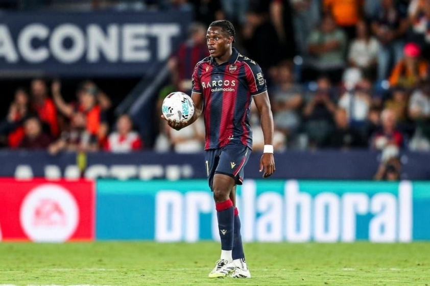 Chuyển nhượng MU 3/11: MU gây sốc với Vinicius, 1 ngôi sao nói lời chia tay 733429