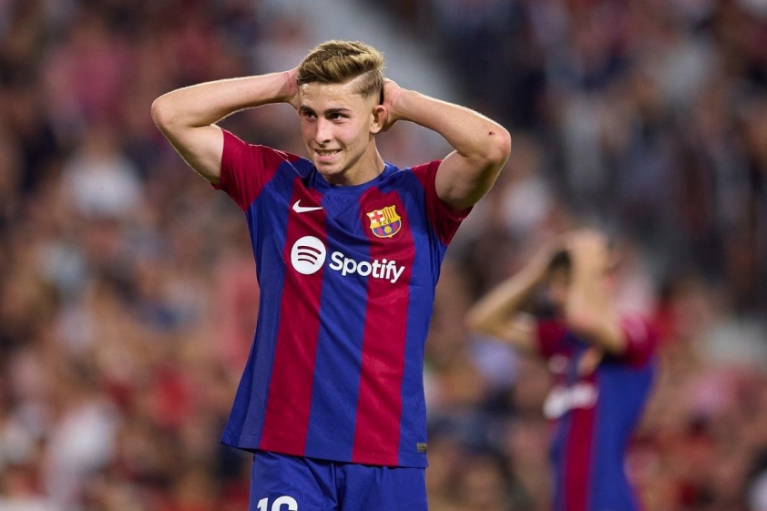 Nóng: Barcelona thanh toán sạch nợ vụ 'siêu tiền đạo' ghi hơn 600 bàn 5 Nóng: Barcelona trả hết nợ thương vụ 'siêu tiền đạo' ghi hơn 600 bàn 735949