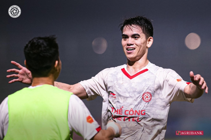 "U23 Việt Nam nhận tin vui bất ngờ từ Khuất Văn Khang" 5 577596264_831857889595659_422307