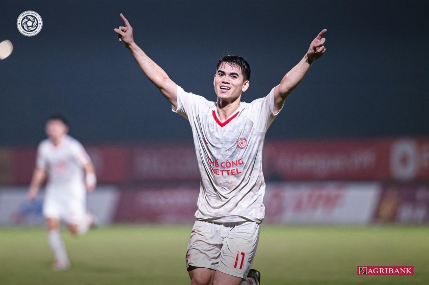 "U23 Việt Nam nhận tin vui bất ngờ từ Khuất Văn Khang" 4 577796563_831857892928992_687921