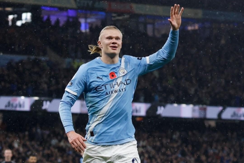 Tiền đạo số 1 thế giới  738211