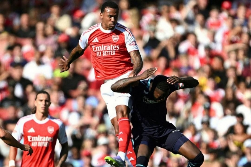 Arsenal đang dùng chiến thuật đỉnh cao nhất của MU để đua vô địch 745896