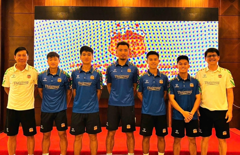 CLB HAGL công bố dàn tân binh chất lượng cho mùa giải V-League 2025/26 674287
