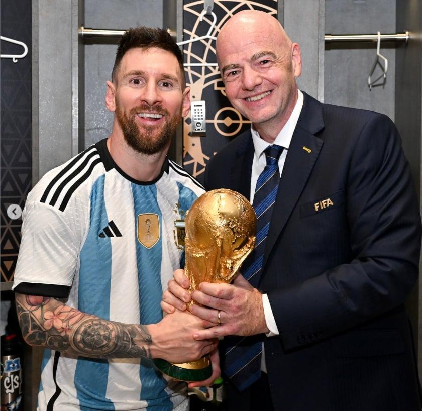 Chủ tịch FIFA muốn Messi dự World Cup 680054