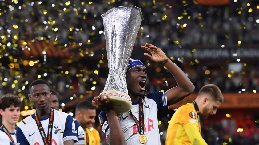 Trụ cột Tottenham bị loại khỏi đội hình Siêu Cúp châu Âu vì kỷ luật 683651