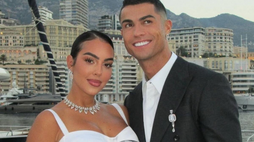 Chi tiết khủng trong hợp đồng hôn nhân của Ronaldo được tiết lộ 688936